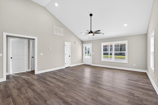 210 Gaffney Avenue, Gaffney, SC 29341