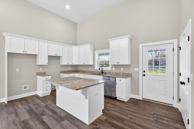 210 Gaffney Avenue, Gaffney, SC 29341