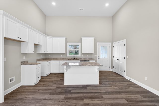 210 Gaffney Avenue, Gaffney, SC 29341