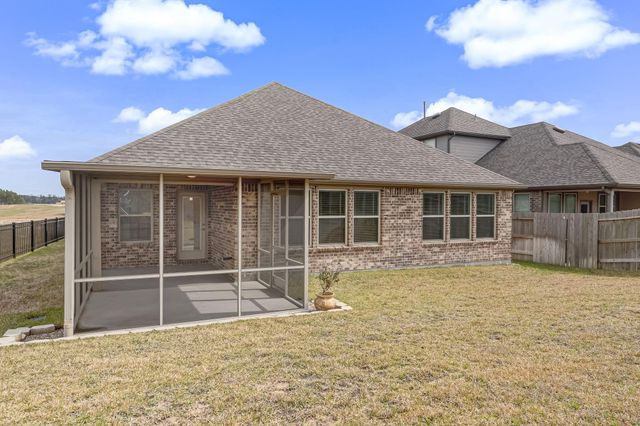 15702 Rosemary Hill Lane, Conroe, TX 77302