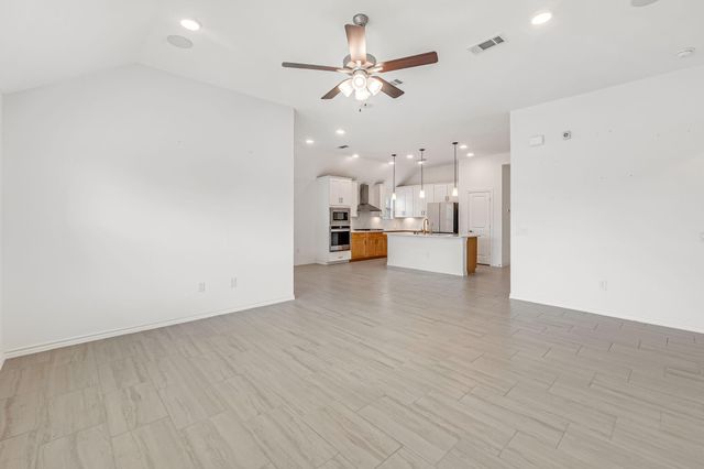 15702 Rosemary Hill Lane, Conroe, TX 77302