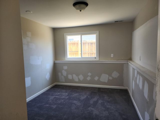 414 Sassafrass Drive, Valparaiso, IN 46385