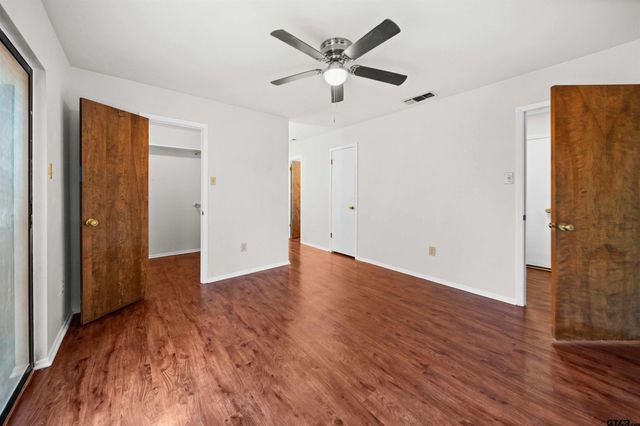 407 Shelly Dr, Whitehouse, TX 75791