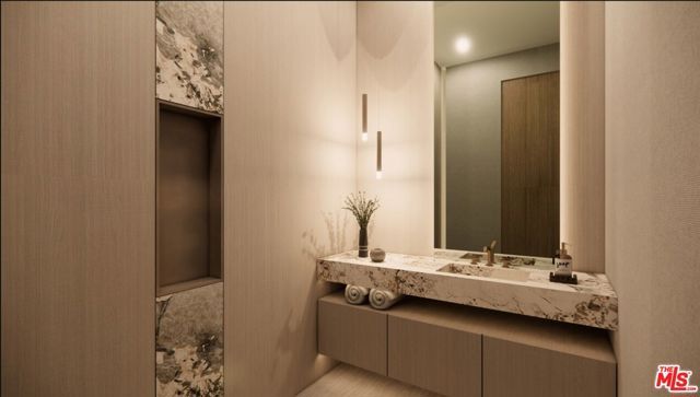 590 N Tigertail Road, Los Angeles, CA 90049