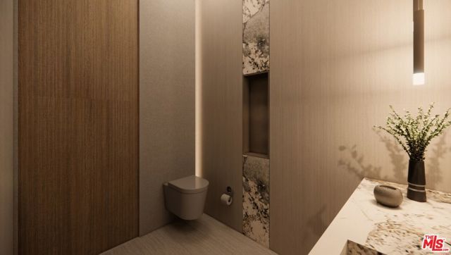 590 N Tigertail Road, Los Angeles, CA 90049