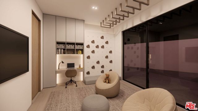 590 N Tigertail Road, Los Angeles, CA 90049