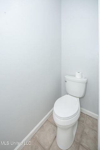 2808 Hickory Lane, Ocean Springs, MS 39564