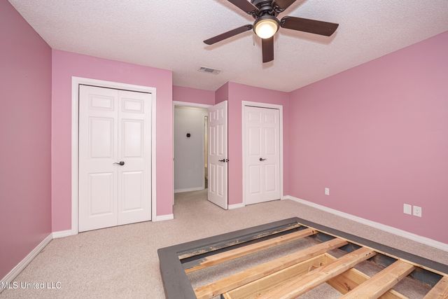 2808 Hickory Lane, Ocean Springs, MS 39564