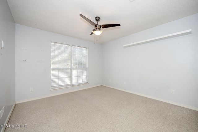 2808 Hickory Lane, Ocean Springs, MS 39564