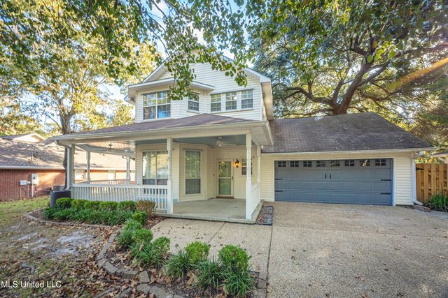 2808 Hickory Lane, Ocean Springs, MS 39564