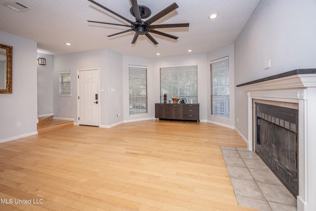 2808 Hickory Lane, Ocean Springs, MS 39564