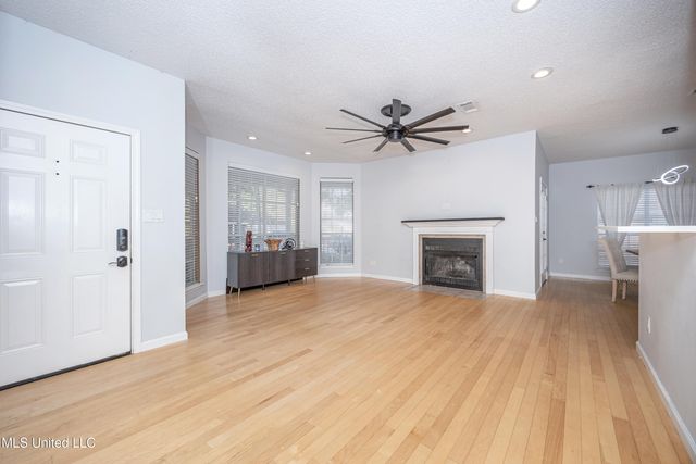 2808 Hickory Lane, Ocean Springs, MS 39564