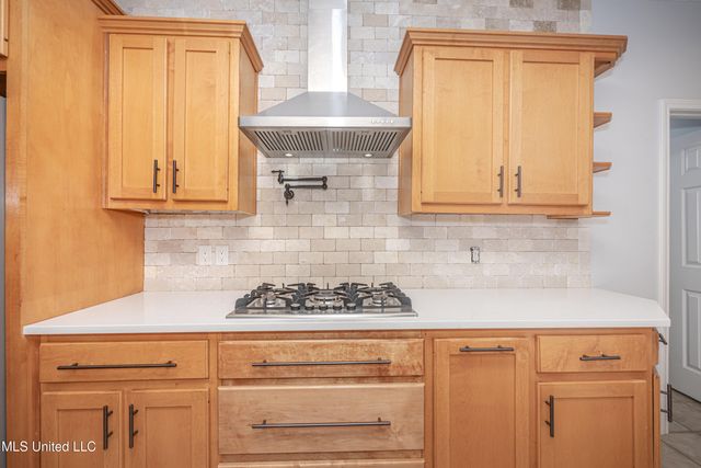 2808 Hickory Lane, Ocean Springs, MS 39564