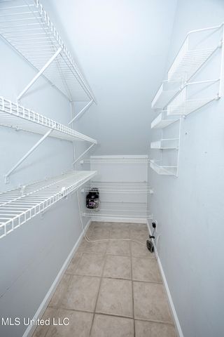 2808 Hickory Lane, Ocean Springs, MS 39564