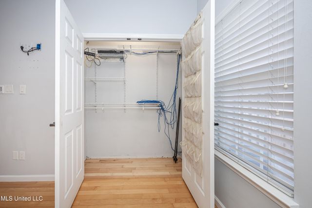 2808 Hickory Lane, Ocean Springs, MS 39564