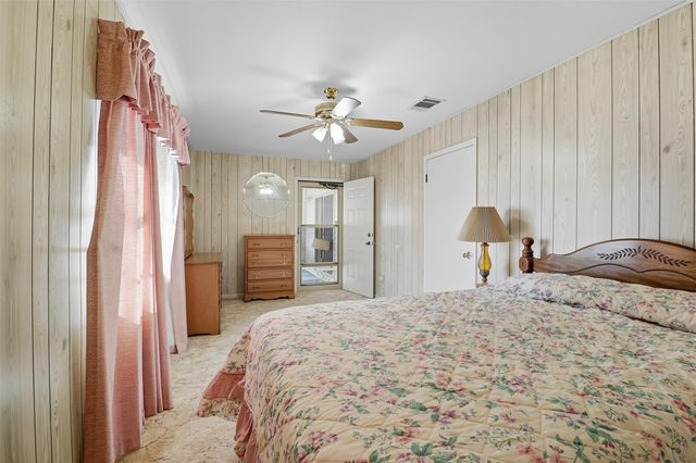 601 Lakeshore LOOP, Tow, TX 78672