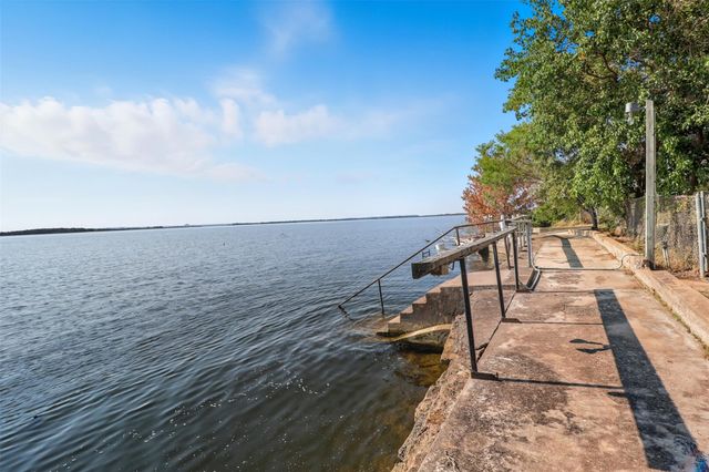 601 Lakeshore LOOP, Tow, TX 78672