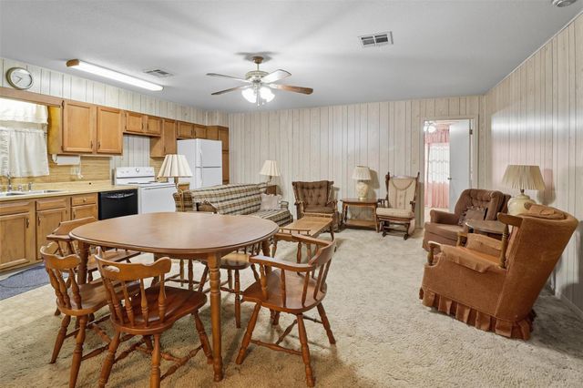 601 Lakeshore LOOP, Tow, TX 78672