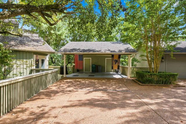 117 Harpeth Trace Ct, Nashville, TN 37221