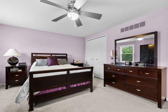 33801 York Ridge Street, Farmington Hills, MI 48331