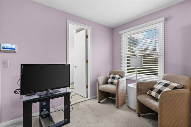 33801 York Ridge Street, Farmington Hills, MI 48331