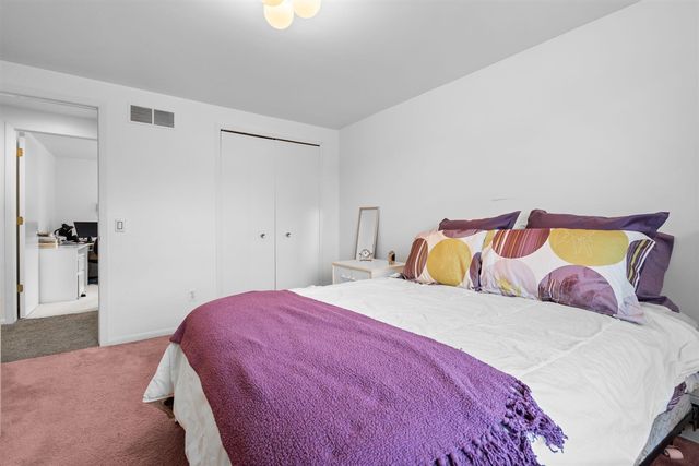 33801 York Ridge Street, Farmington Hills, MI 48331