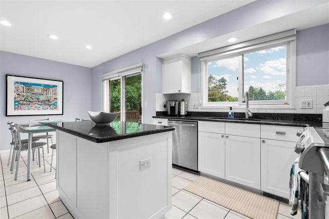 33801 York Ridge Street, Farmington Hills, MI 48331