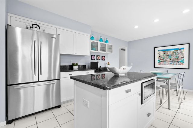 33801 York Ridge Street, Farmington Hills, MI 48331