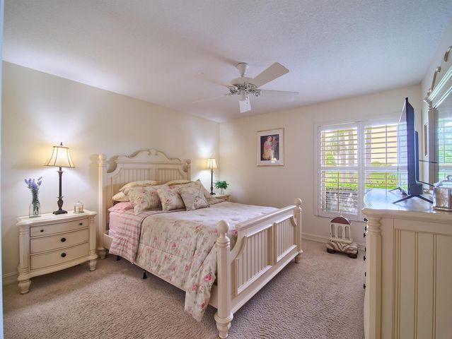 13588 Cross Pointe Drive, Palm Beach Gardens, FL 33418