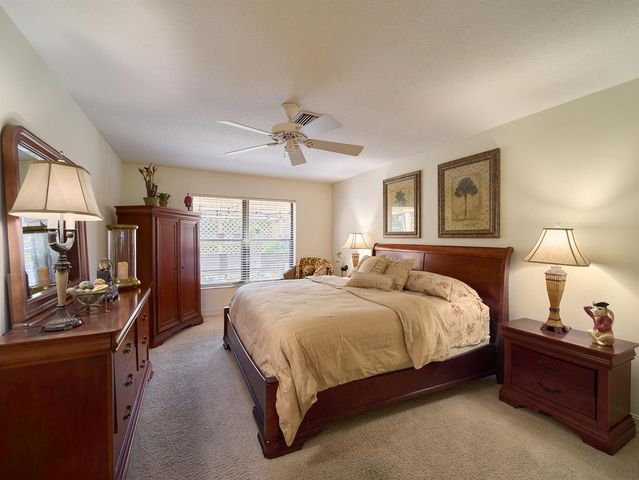 13588 Cross Pointe Drive, Palm Beach Gardens, FL 33418