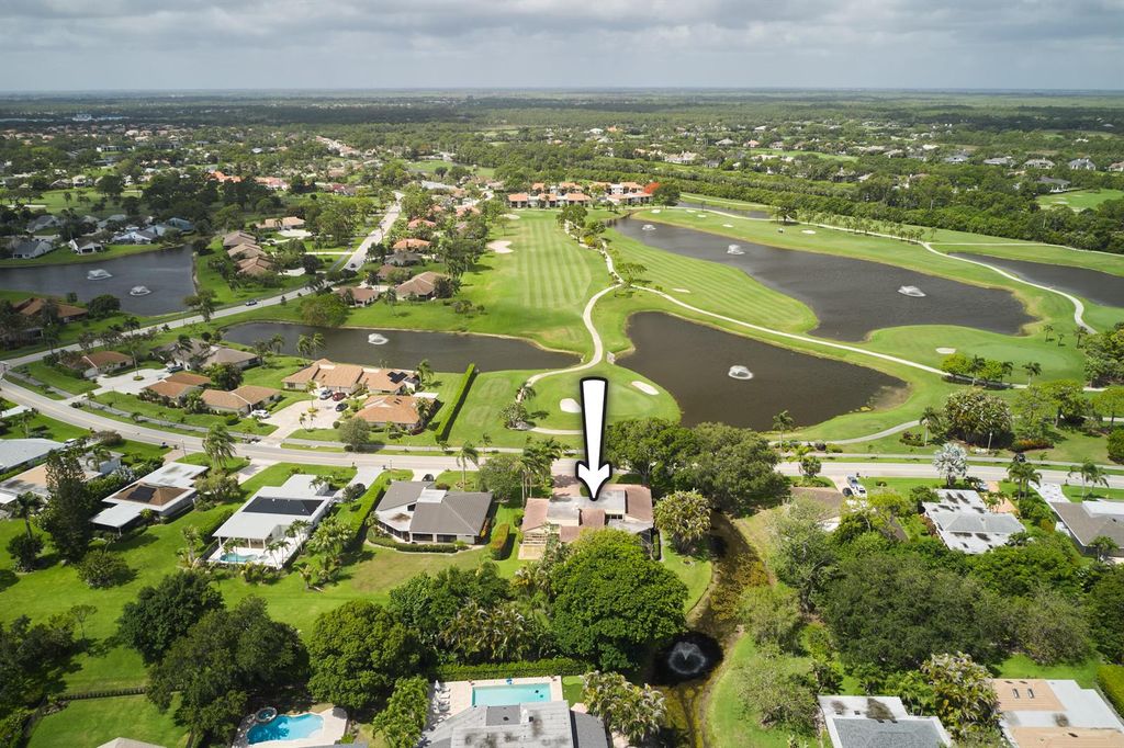 13588 Cross Pointe Drive, Palm Beach Gardens, FL 33418