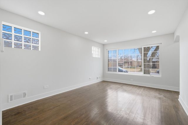 114 W 126th Place, Chicago, IL 60628