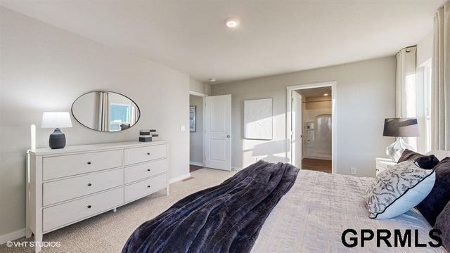 10618 Bearcreek Drive, Papillion, NE 68046
