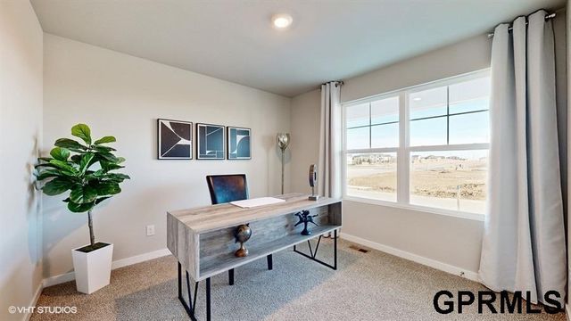 10618 Bearcreek Drive, Papillion, NE 68046
