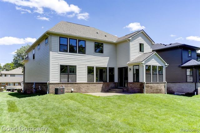 808 Irving Avenue, Royal Oak, MI 48067