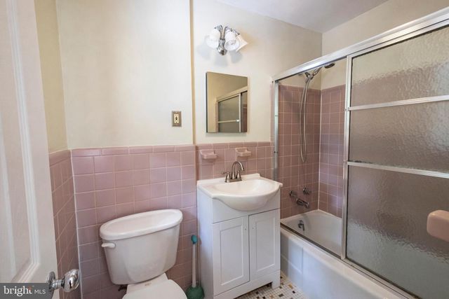 3817 CHANEL RD, Annandale, VA 22003