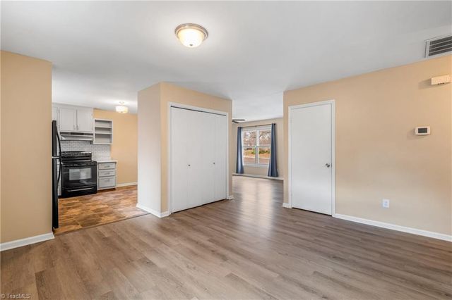 1706 E Cone Boulevard, Greensboro, NC 27405