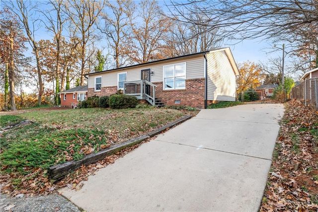 1706 E Cone Boulevard, Greensboro, NC 27405