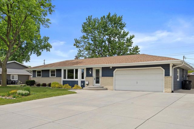 6920 W Armour AVENUE, Greenfield, WI 53220