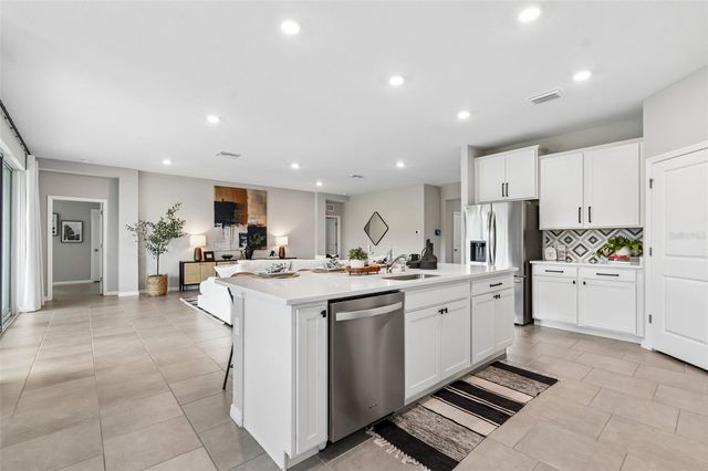 7629 BROAD RIVER AVENUE, Land O Lakes, FL 34638