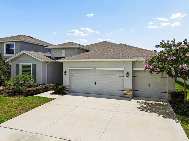7629 BROAD RIVER AVENUE, Land O Lakes, FL 34638