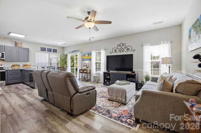 120 Elmwood Road, Statesville, NC 28625