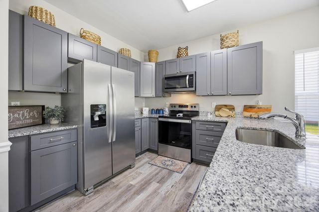 120 Elmwood Road, Statesville, NC 28625