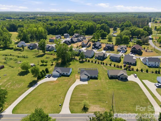 120 Elmwood Road, Statesville, NC 28625