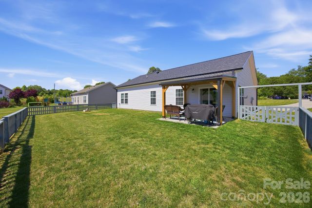 120 Elmwood Road, Statesville, NC 28625