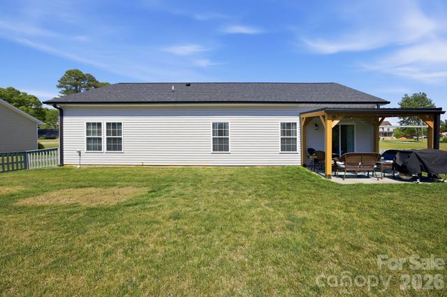120 Elmwood Road, Statesville, NC 28625