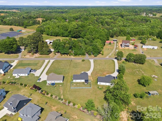 120 Elmwood Road, Statesville, NC 28625