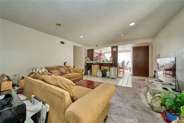11831 Gothic, Granada Hills, CA 91344