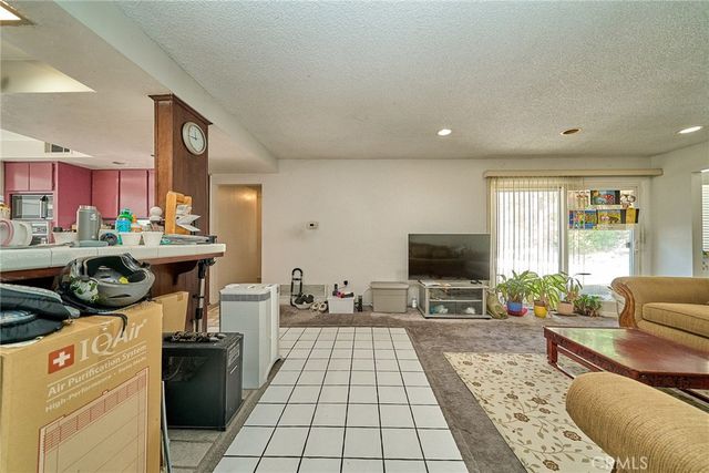11831 Gothic, Granada Hills, CA 91344