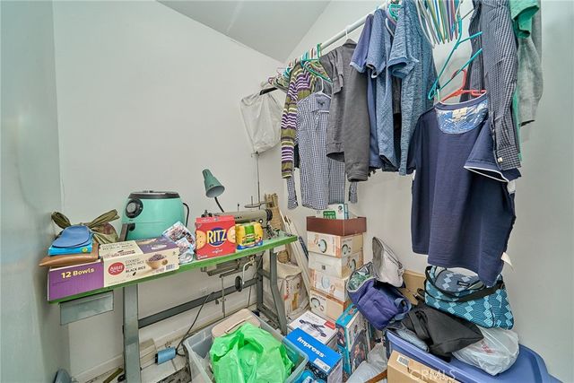 11831 Gothic, Granada Hills, CA 91344